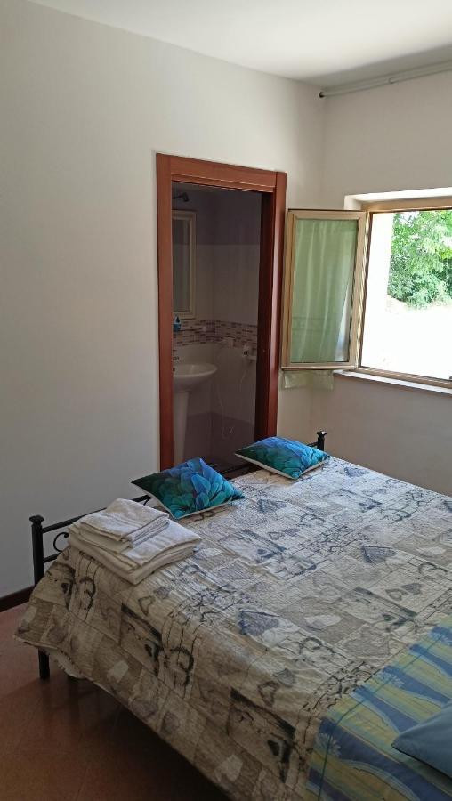 Marco - Camere Con Bagno Privato Vicino Al Centro Foligno Exterior foto
